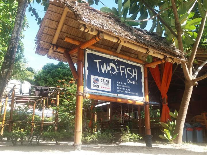 Two Fish Resort Bunaken Ngoại thất bức ảnh